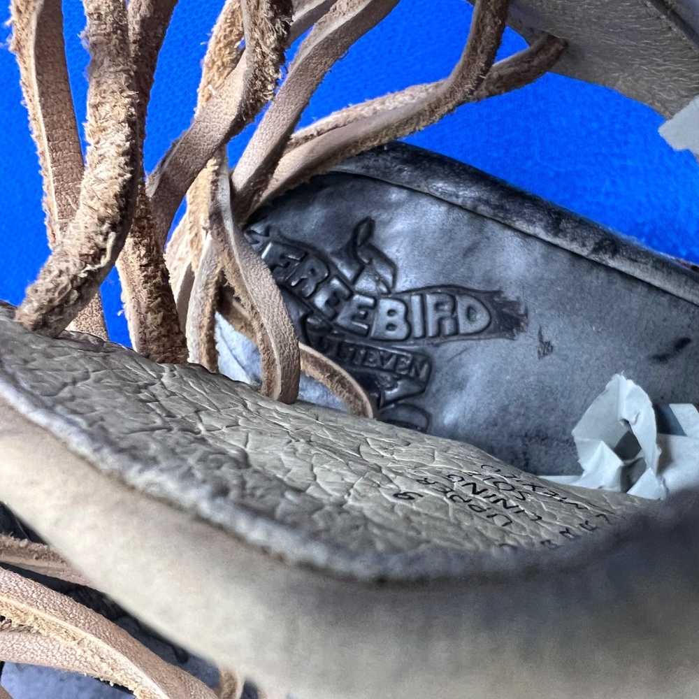 🦅|•FREEBIRD BY STEVEN•| BAY Patchwork Bootie Sandal Lace Up Back Size 9 - Picture 8 of 12